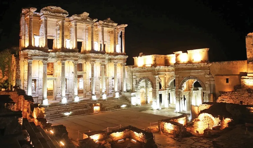 Tarih Gece Canlanıyor! 2026 Gece Müzeciliği Ne Zaman Başlıyor? Hangi Müzeler Geceleri Açık Olacak? Saat Kaçta Açılacak?