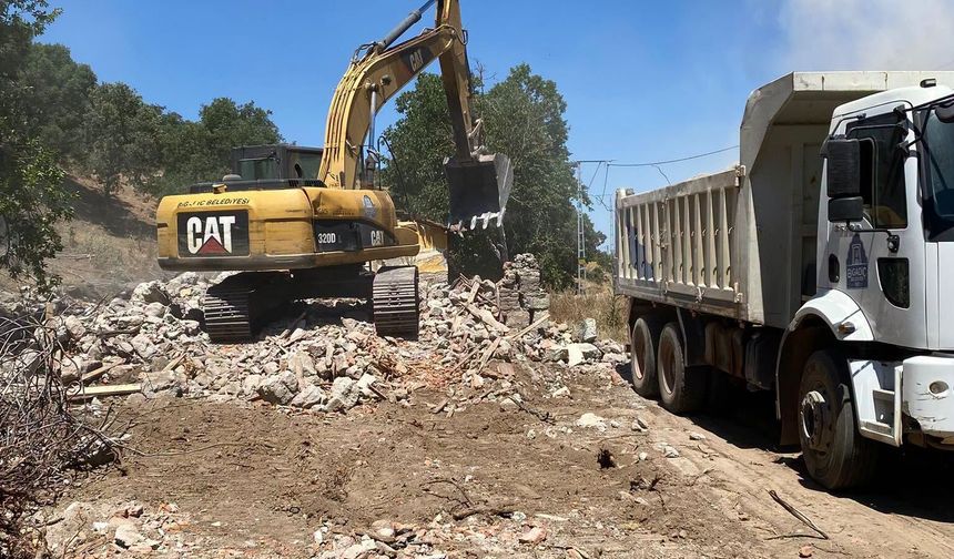 Bigadiç’te Altyapı ve Çevre Düzenleme Çalışmaları Devam Ediyor