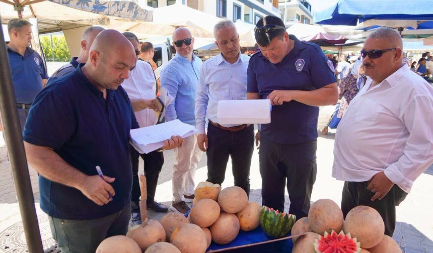 Edremit'te Pazar Denetimleri Sıkılaştı: Zabıta Ekipleri Altınoluk’ta Sahadaydı