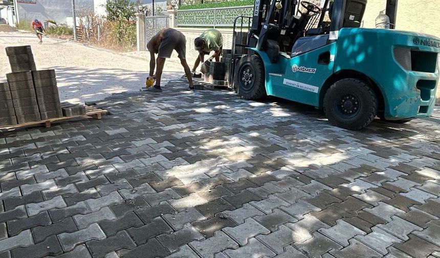 Edremit Zeytinli’de Yol Yapım Çalışmalarında Sona Gelindi