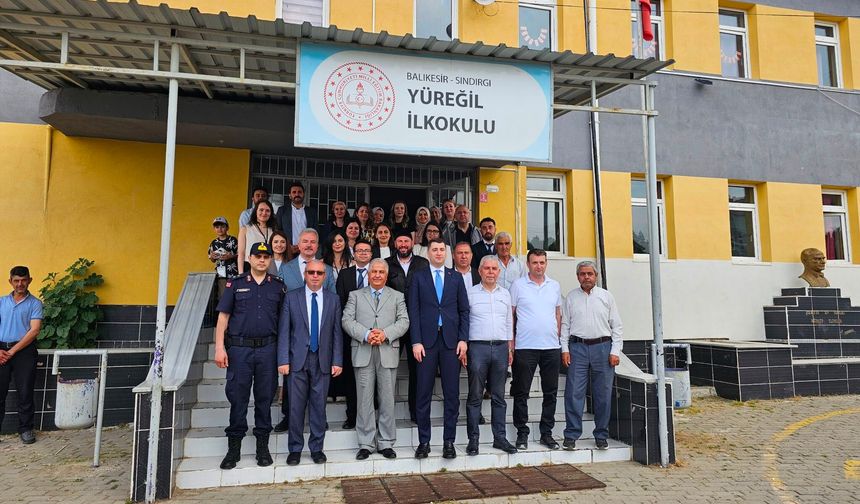Türkiye'de Bir İlk! TÜBİTAK'ın Dev Bilim Projesi "10'lar Keşfediyor" Sındırgı Köy Okullarında Başladı!
