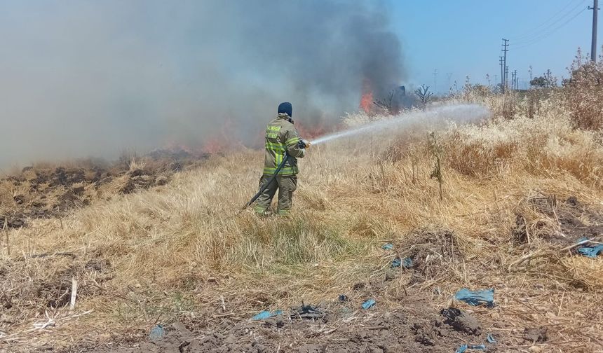Balıkesir Susurluk’tan Son Dakika Yangın Haberi! Kepekler Mahallesi’nde Alevler Yükseldi!