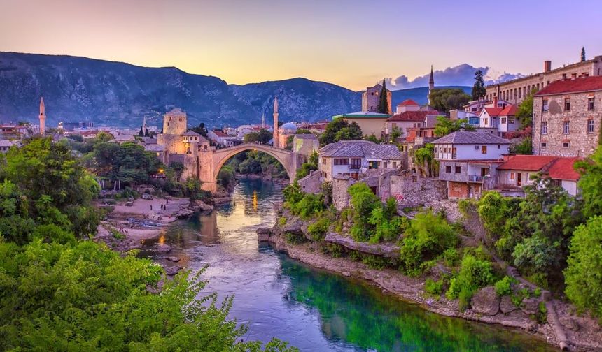 Bosna Hersek Vize İstiyor mu, Türk Vatandaşları İçin Pasaport Şartı Var mı? Bosna'da Neler Yapılır?