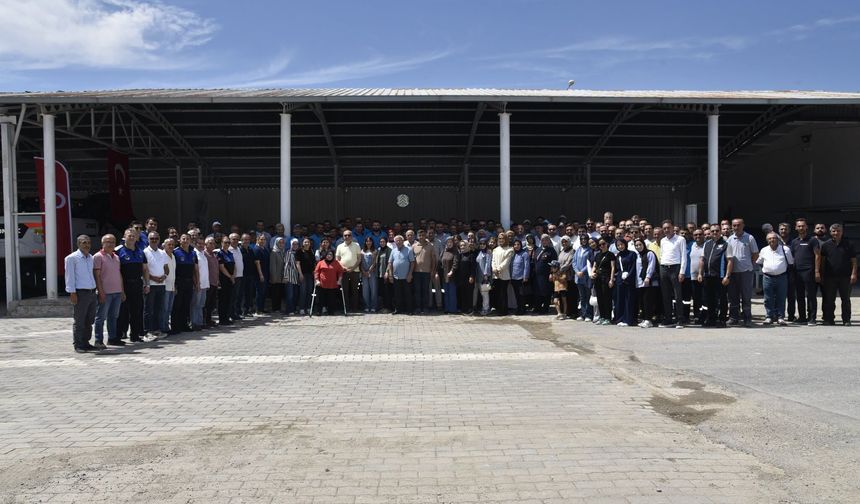Dursunbey Belediyesi’nden Filoya Yeni Araçlar ve Yeni Şantiye! 70 Kişiyle Başlayan Yolculuk 258 Personele Ulaştı!