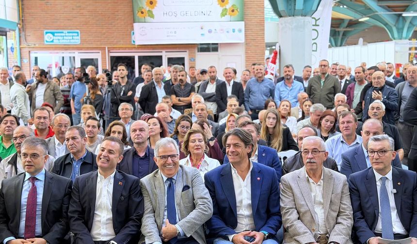 Bandırma’da kültürden tarıma yoğun gün.. Bir yanda Kitap Günleri diğer yanda Tarım Fuarı