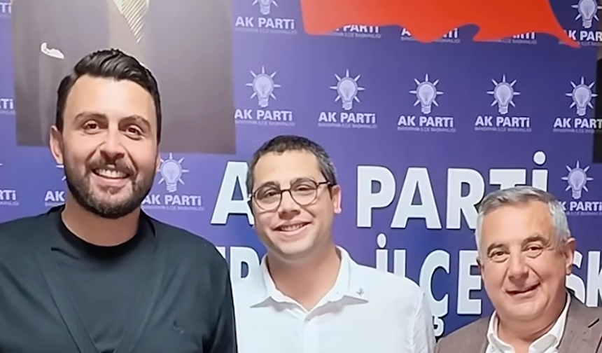 Bandırma’da “Özgür Özel” Sürprizi! CHP’den İstifa Edip AK Parti’ye Katıldı