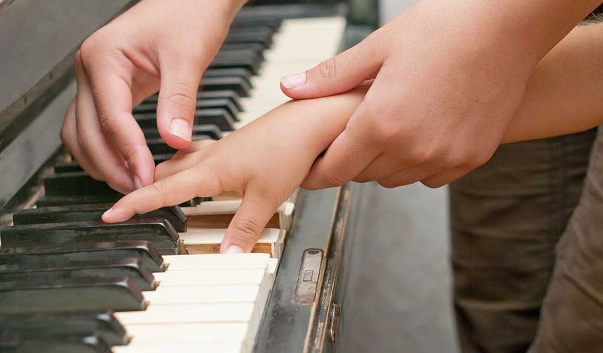 Burhaniye Belediyesi'nden Müzik Fırsatı: Kurs Başvuruları 21 Eylül'de Açılıyor!