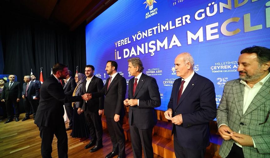 AK Parti'ye 136 Yeni Katılım! CHP, İYİ Parti ve DEM Parti'den İsimler de Var