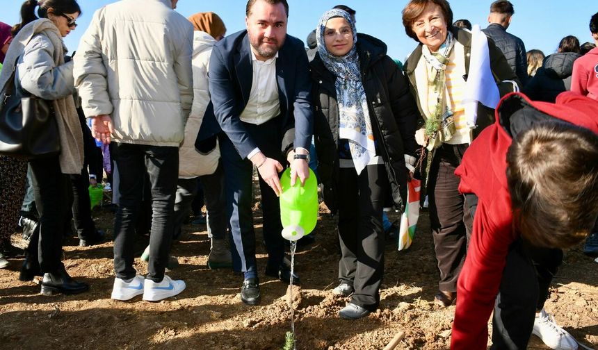 Balıkesir'de 100 bin fidan toprakla buluştu!