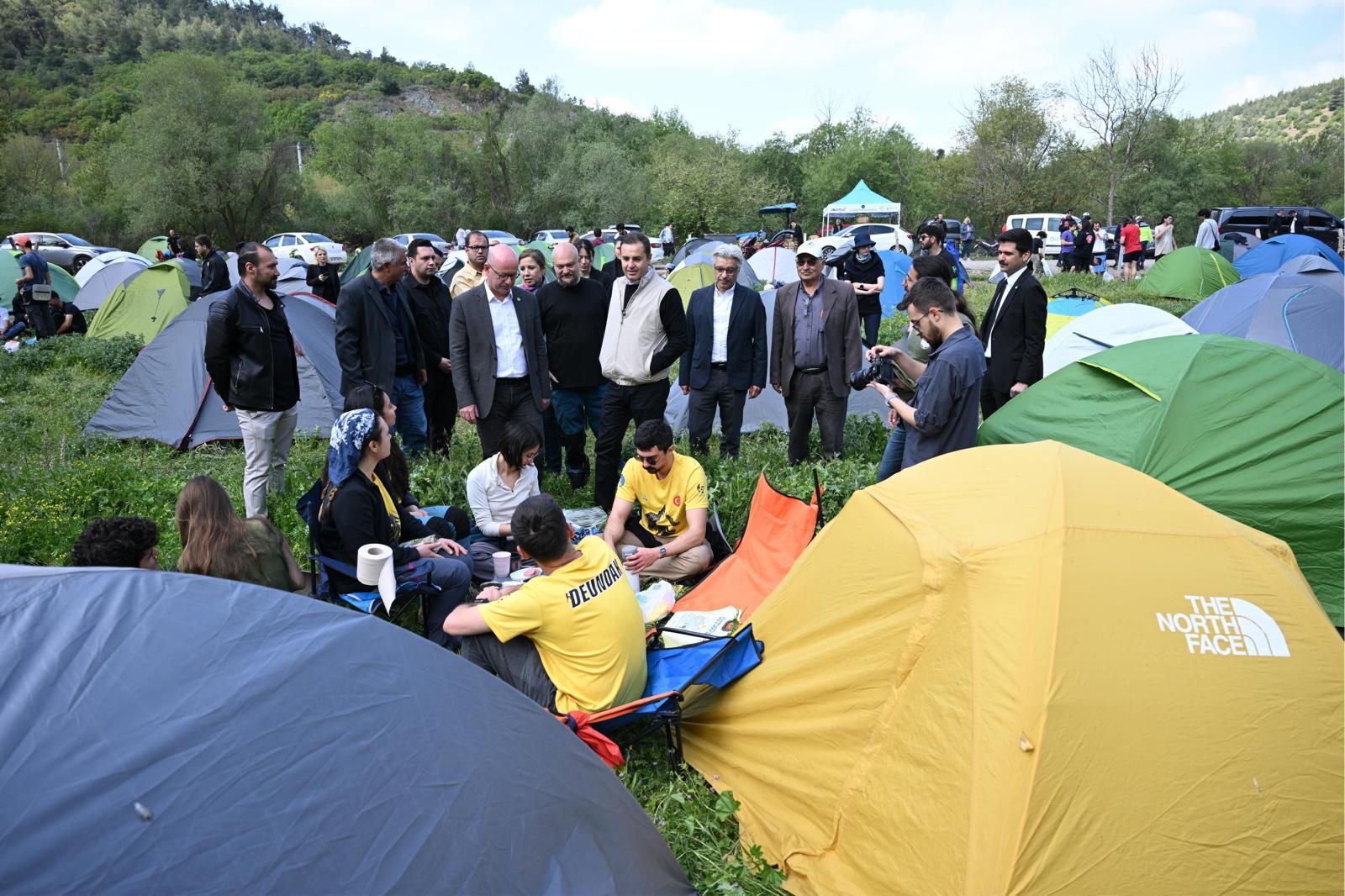 Akın1