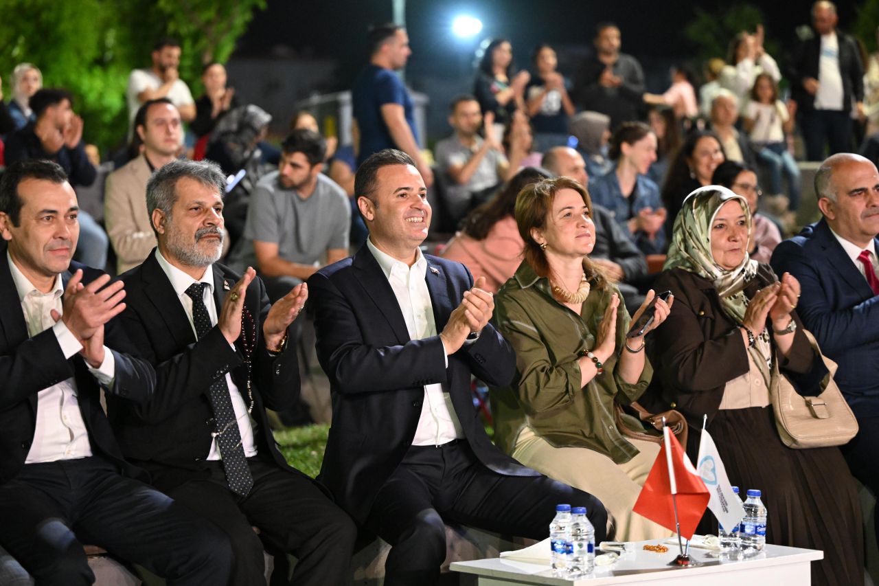Zeybekler Bulusmasi Ve Kahramanlik Konserine Buyuk Ilgi 4