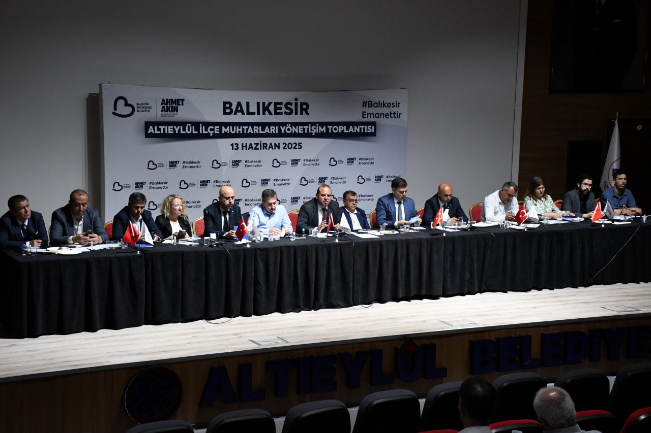 Büyüksehir, Altieylül Ilçe Muhtarlarini Dinledi (1)