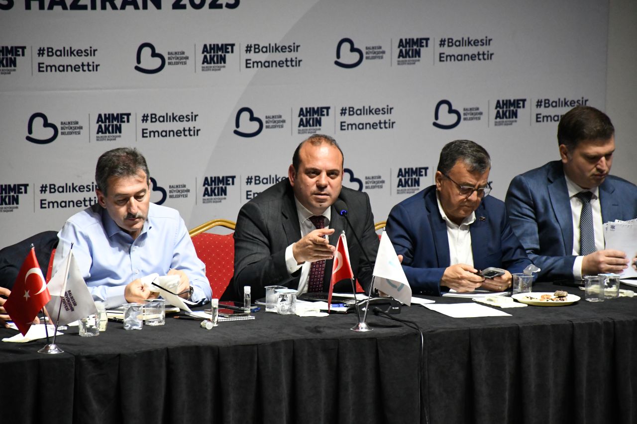 Büyüksehir, Altieylül Ilçe Muhtarlarini Dinledi (2)