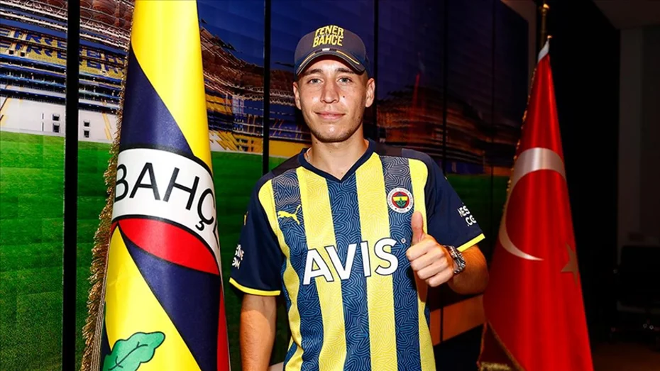 Emre Mor