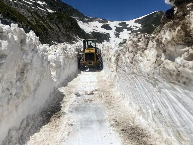 Meteoroloji Uzmanlari Tarih Verdi 2 Bolgeye 18794616 6503 M