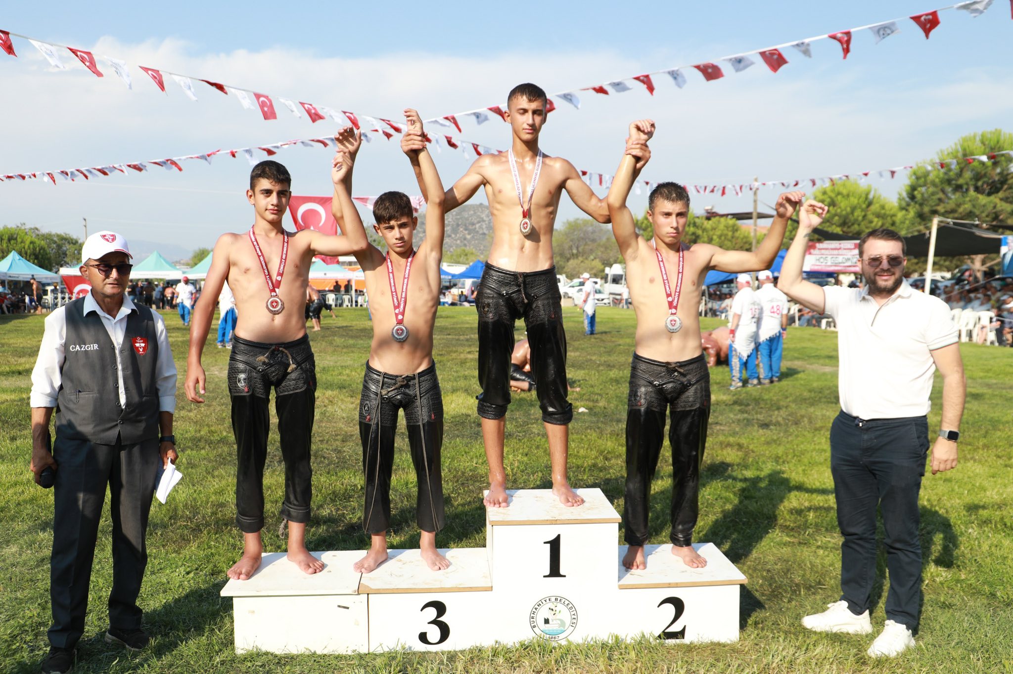 518400300 1198118409021192 5912760085479487879 N
