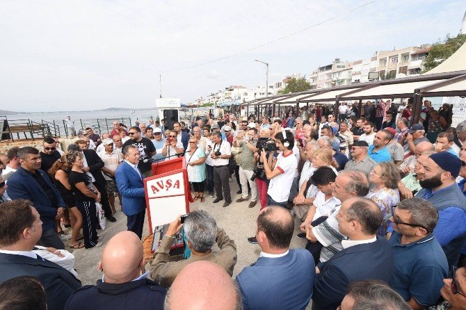 Baskan Ugur Avsada Vatandaslarla Bulustu