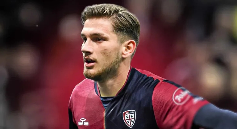 Cagliaride Semih Kilicsoy Bekleyisi Cagliaride Semih Kilicsoy Bekleyisi