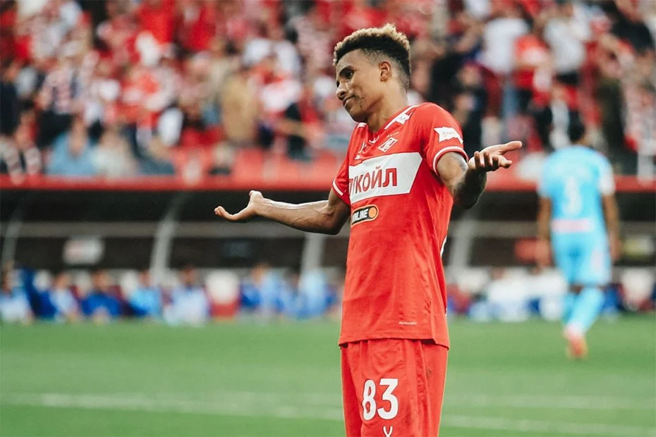 Gedsonfernandes R E S Mi