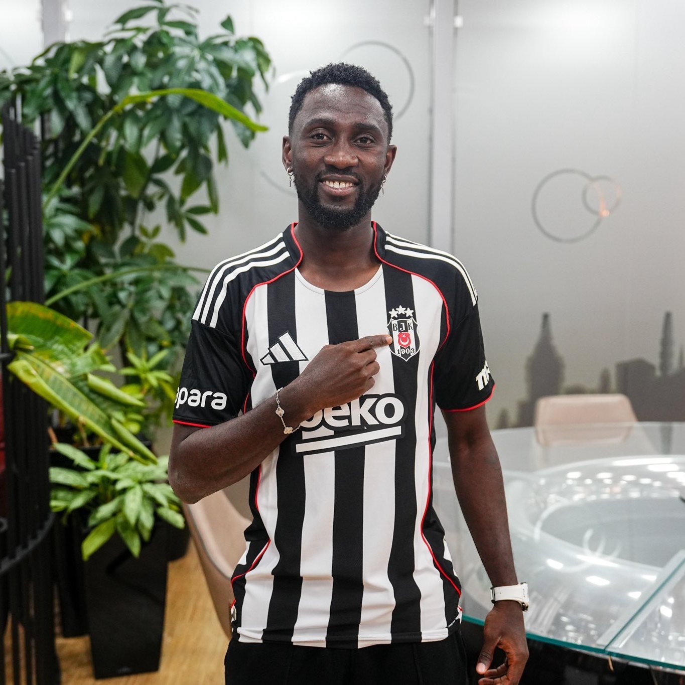 Ndidi1