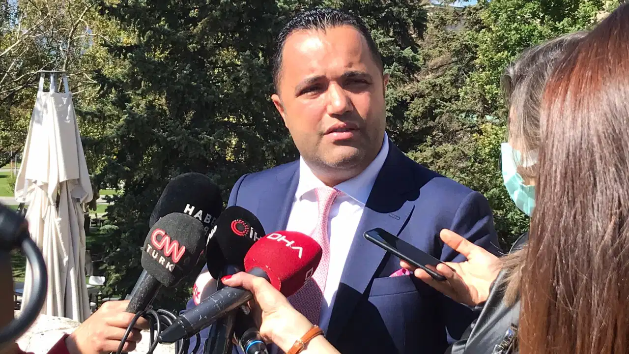 Rezan Epözdemir