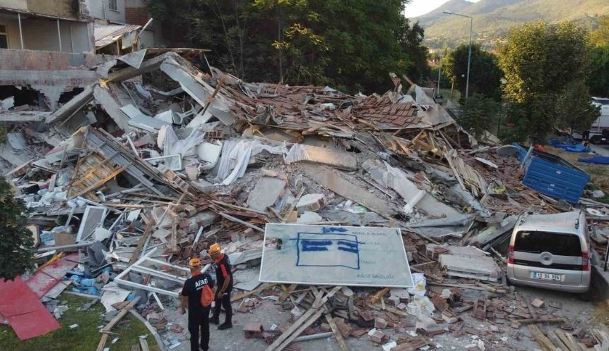 Sindirgi Deprem-1