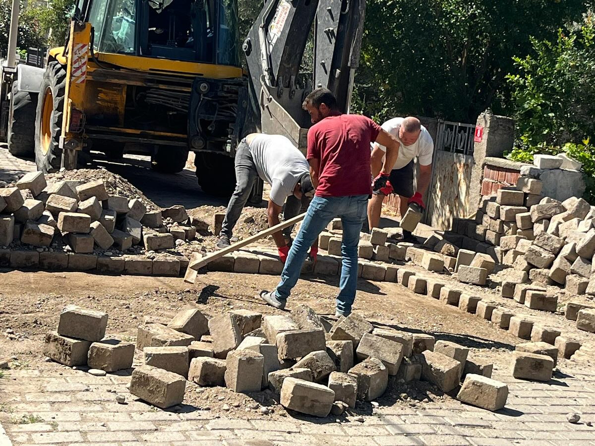 550562555 17910204657214446 7187817006589583339 N