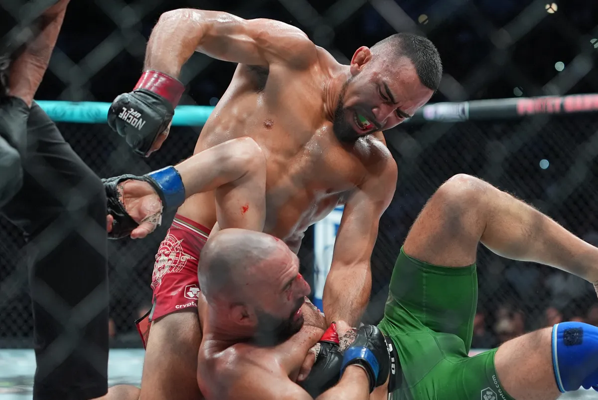 86143958007 Rafa Garcia Vs Jared Gordon Noche Ufc 601