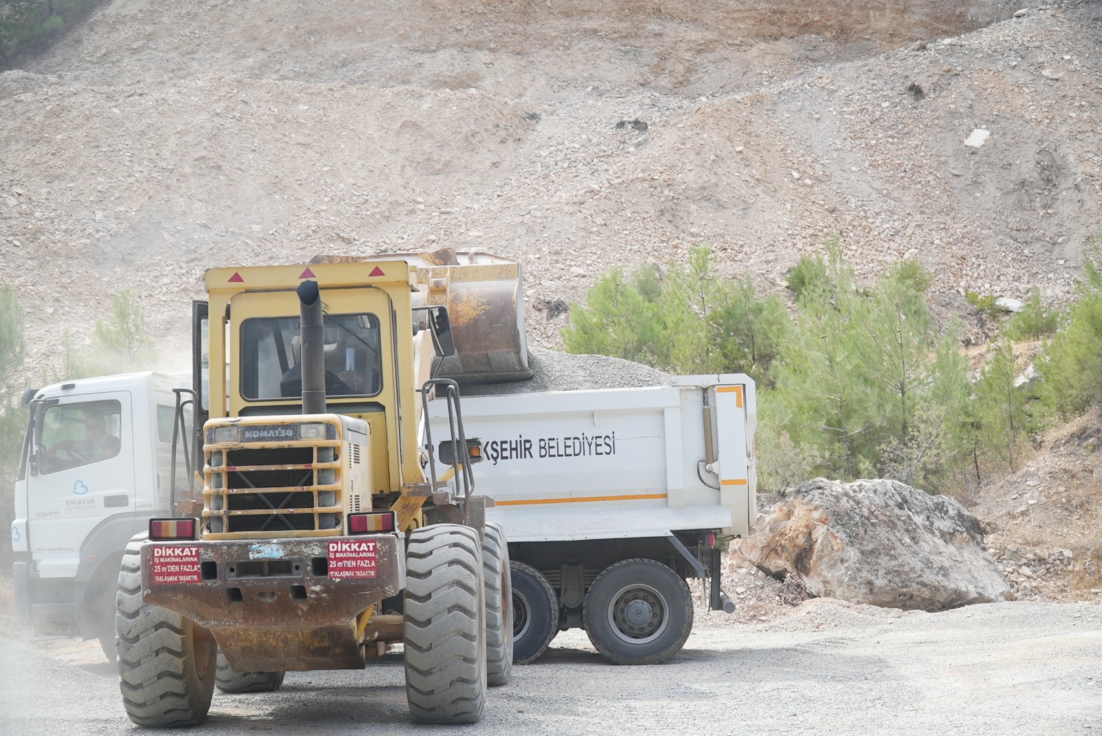 Buyuksehir Dursunbeyde Ulasim Konforunu Artirdi 2