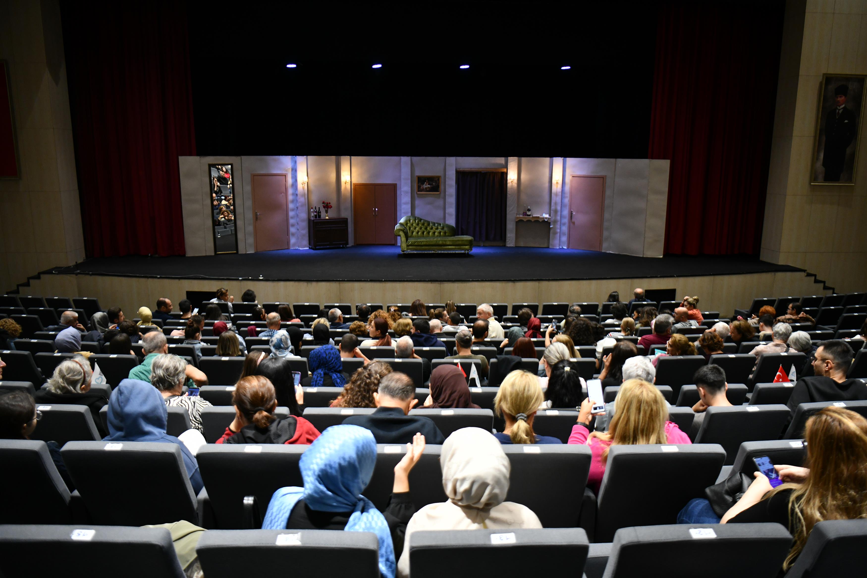 Kultur Ve Sanatin Kalbi Avluda Atiyor 14