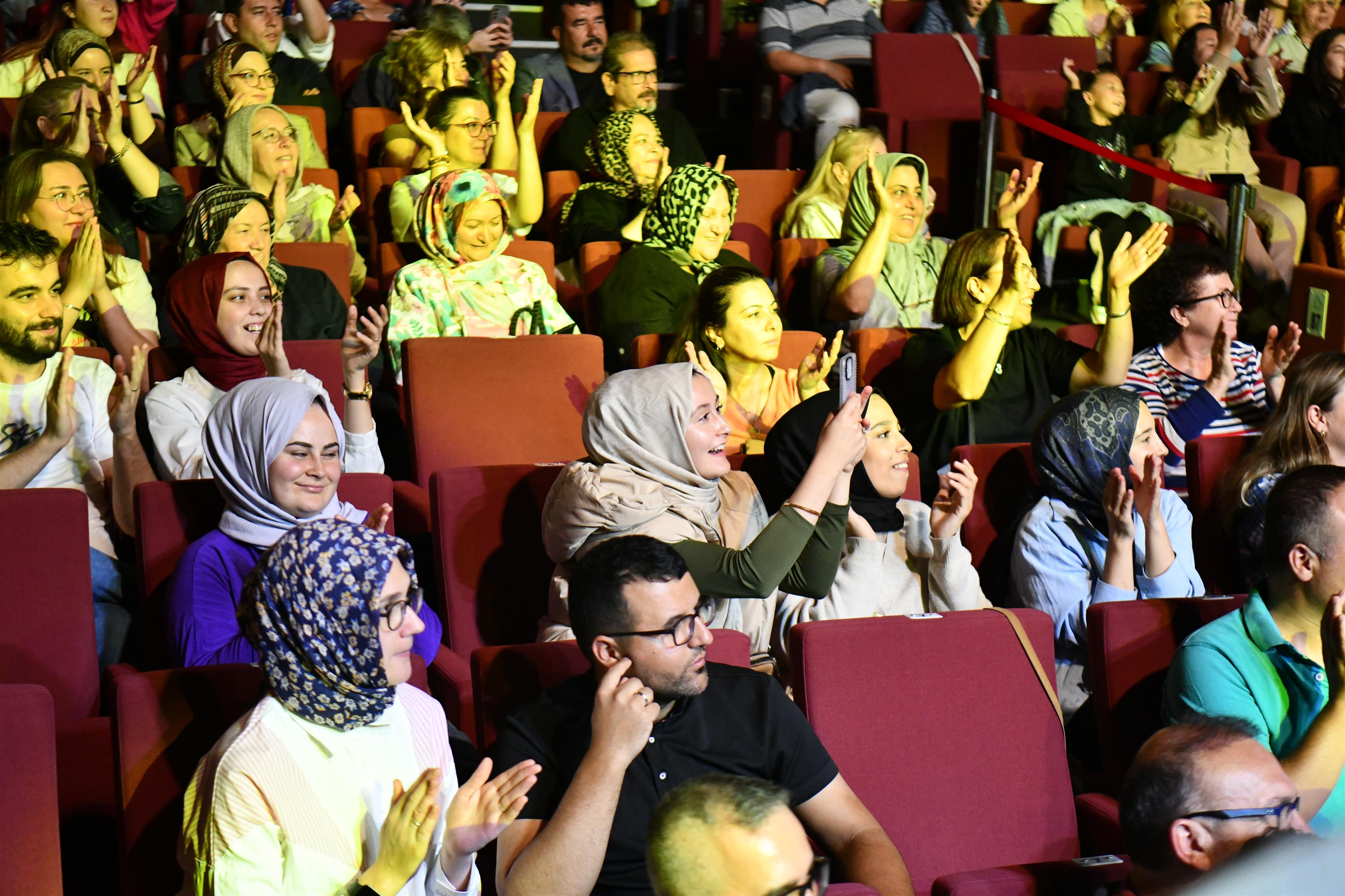 Kultur Ve Sanatin Kalbi Avluda Atiyor 6