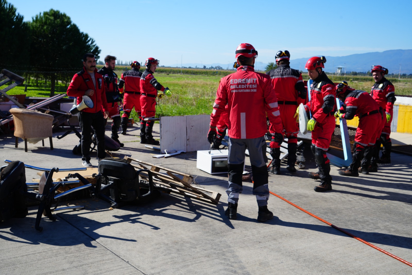 572272345 835350762189284 7336091996072091469 N