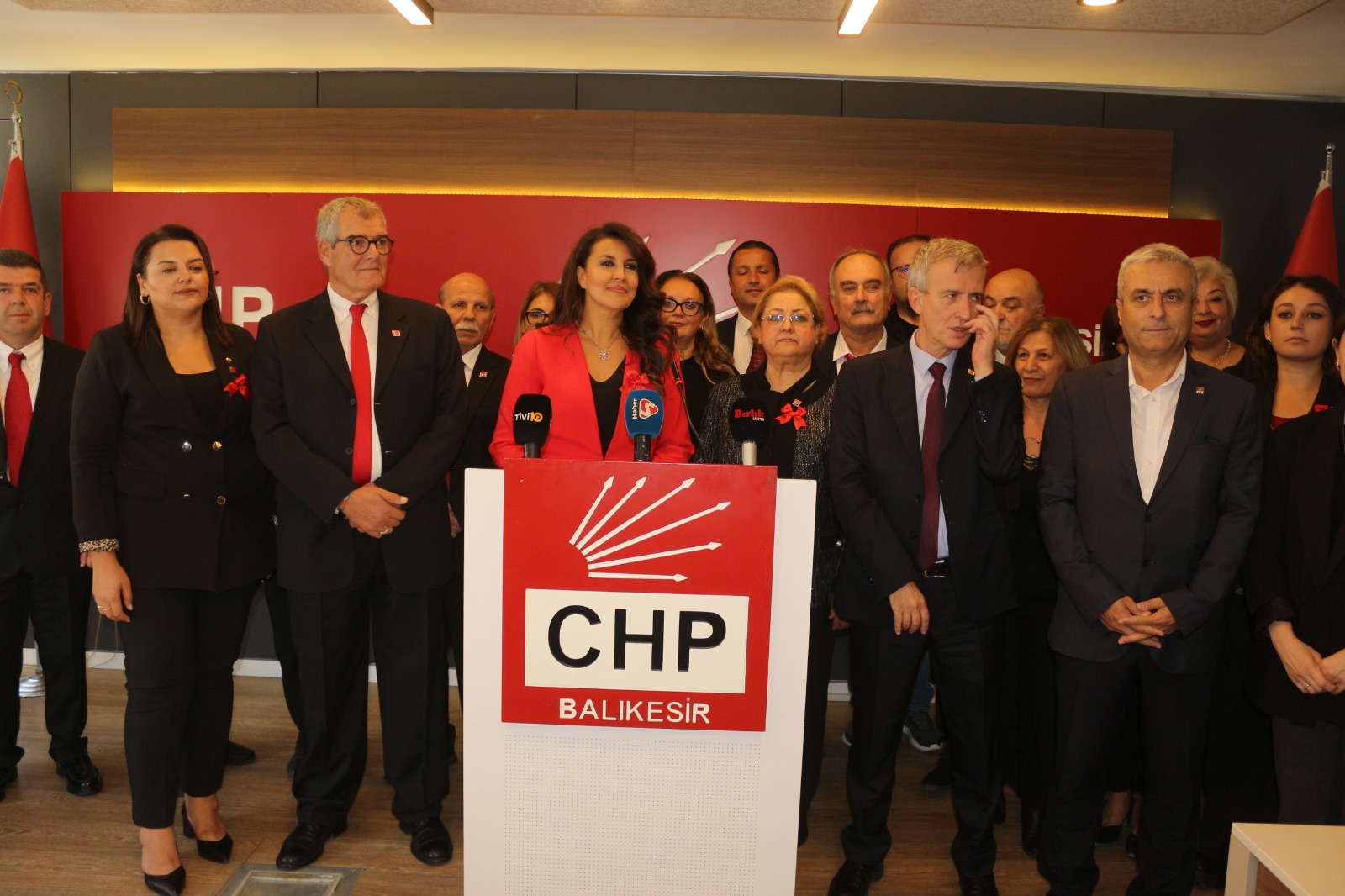 5B57F23B Fd5D 4E98 B7Ee 0F9Cb7857B39