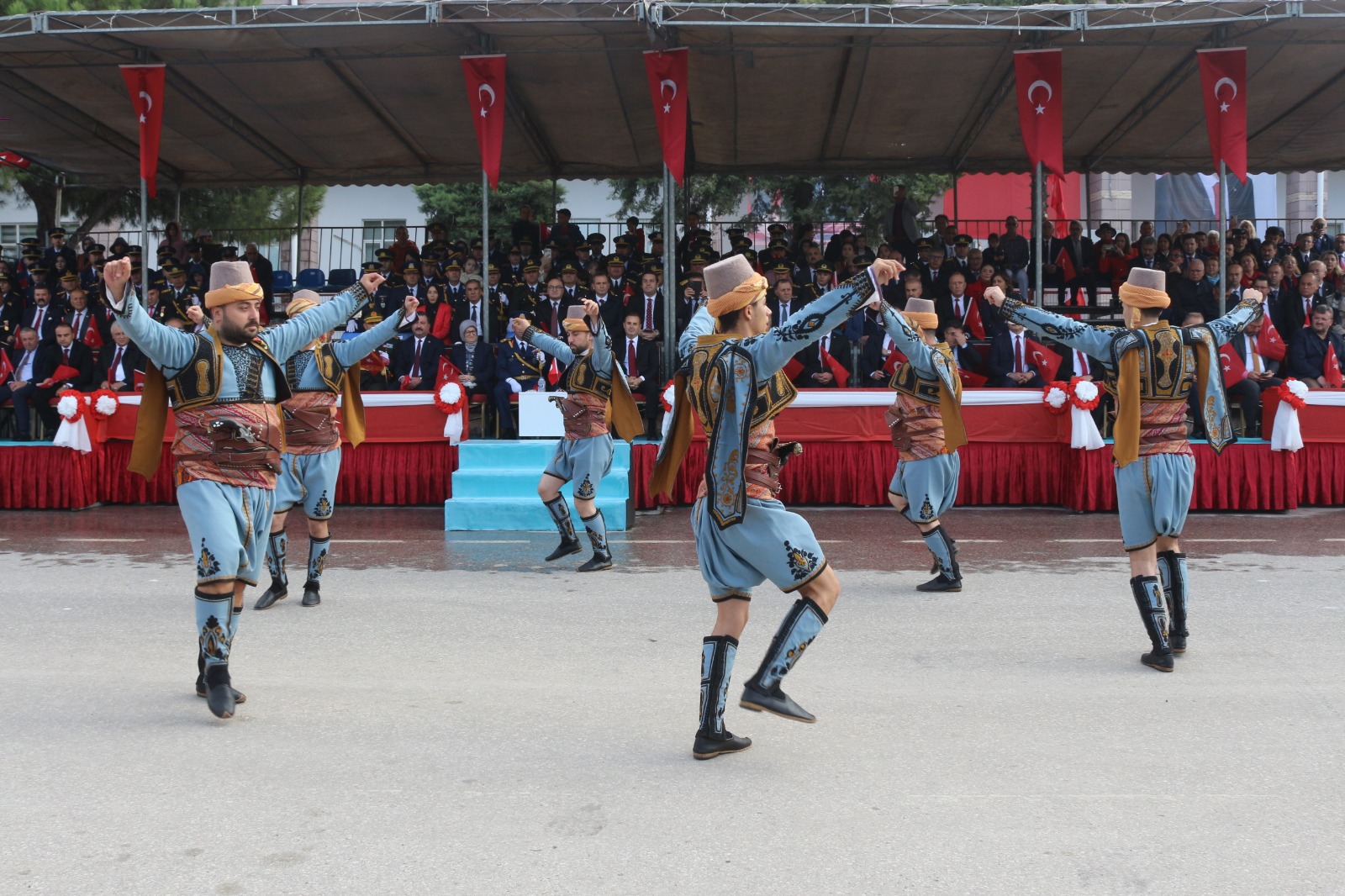 9C03B7C7 2Aea 4150 9599 68Fbf044F028