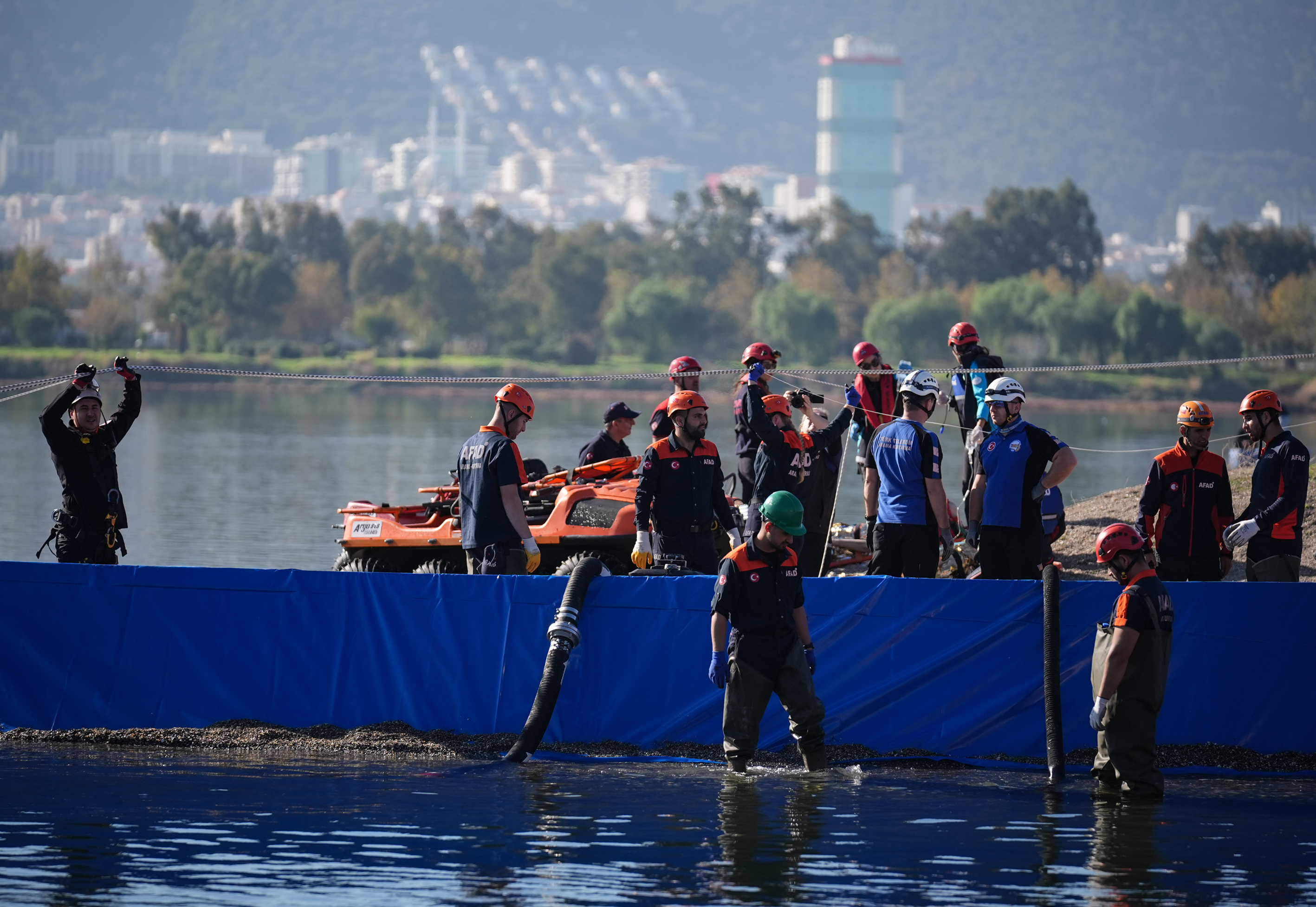 A A 20251030 39566650 39566629 I Z M I R D E S E L S E N A R Y O S U Y L A T A T B I K A T Y A P I L D I