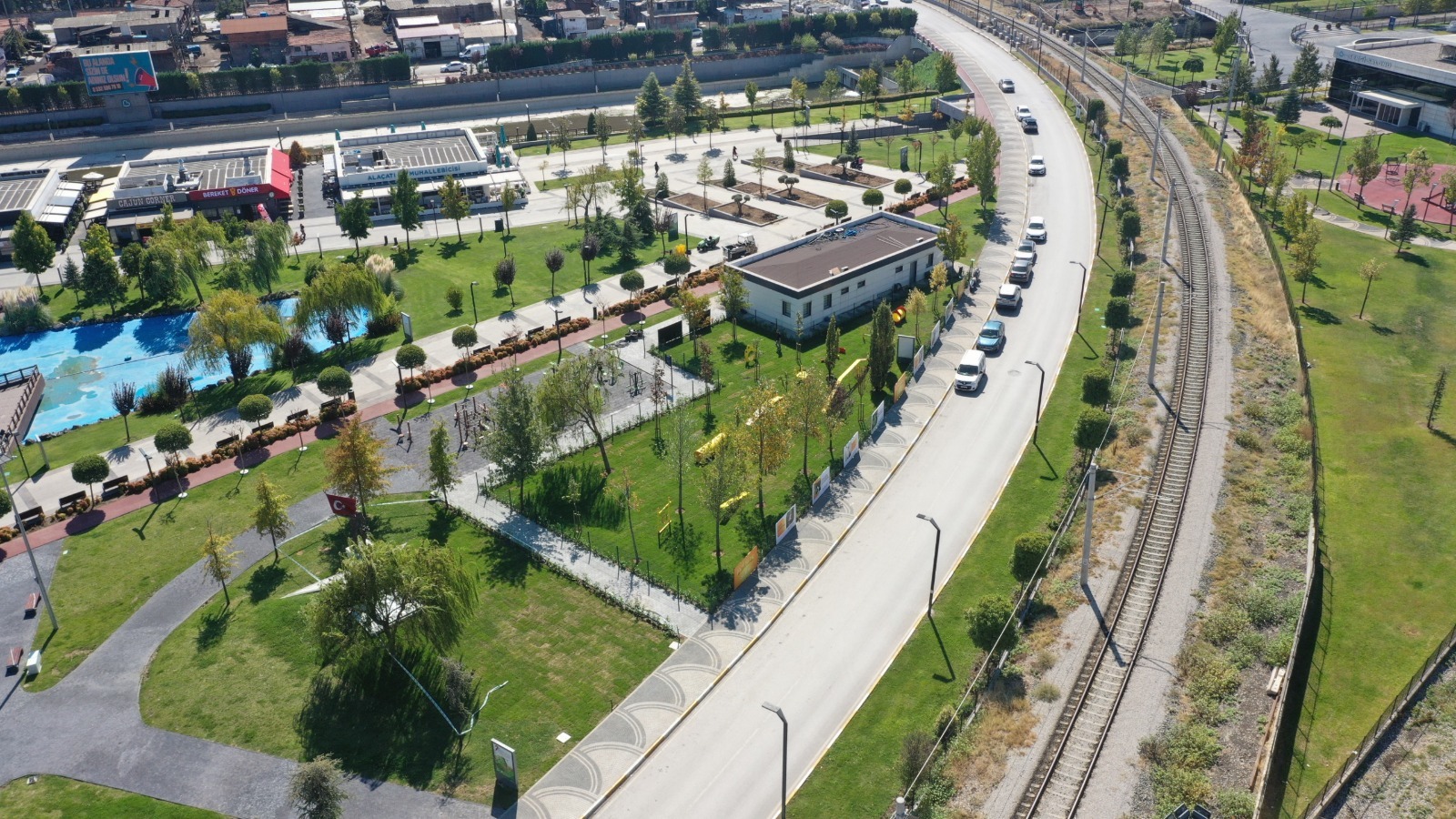 Ahmet Akin Can Dostlari Pati Park Ile Bulusturdu 3