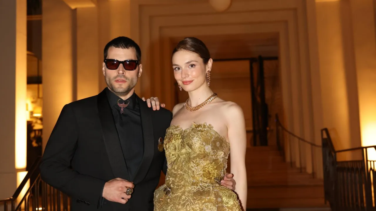 Akin Akinozu Veliaht Dizisiyle Mipcomda Istiklal Madalyasi Detayi 2