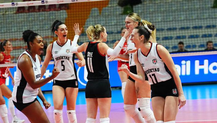 Axa Sigorta Kupa Voleyde Rakip Ilbank 705X400