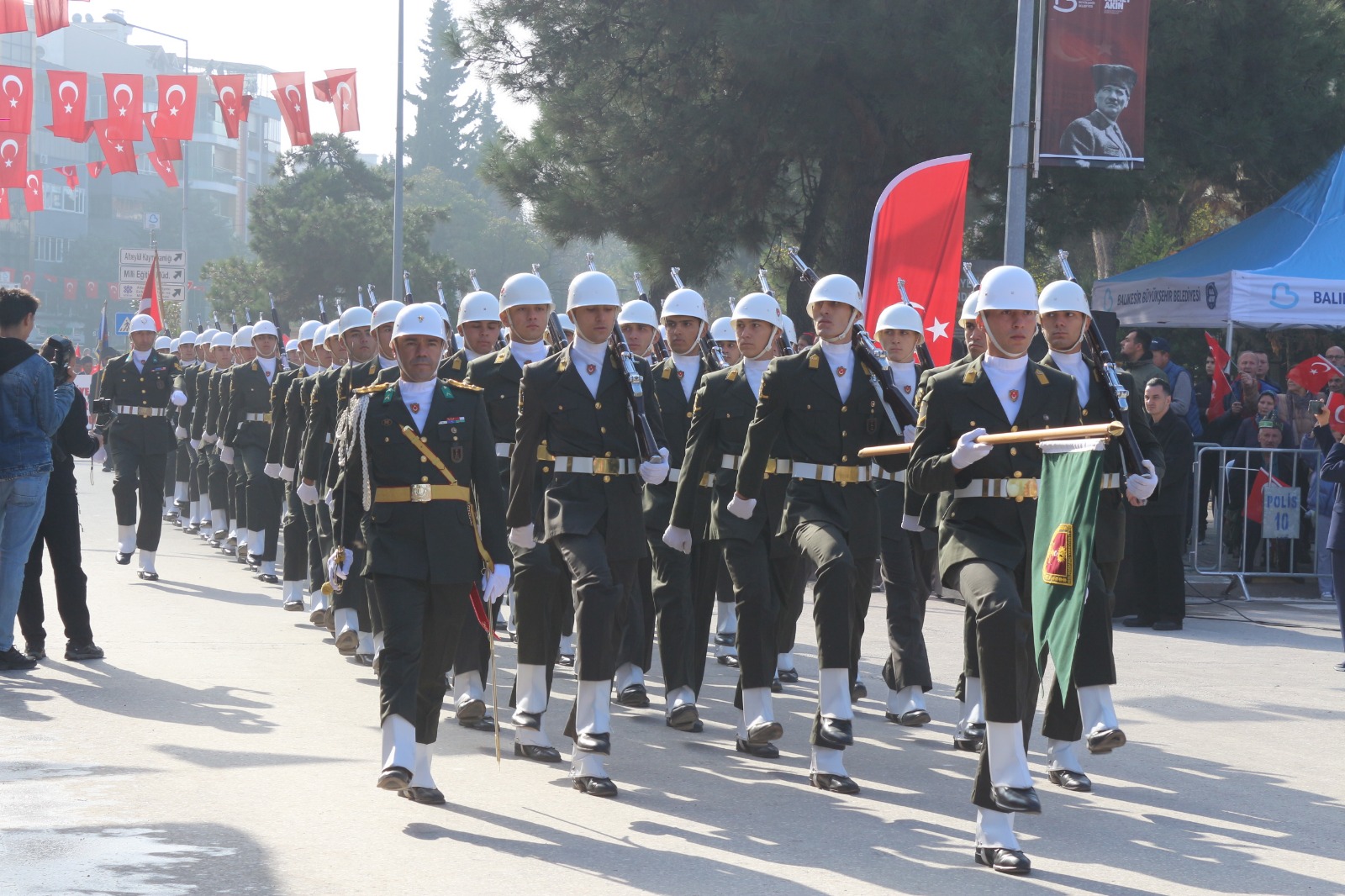 D2F5Ac73 8Cde 46A4 A0F6 408258D72Ae2