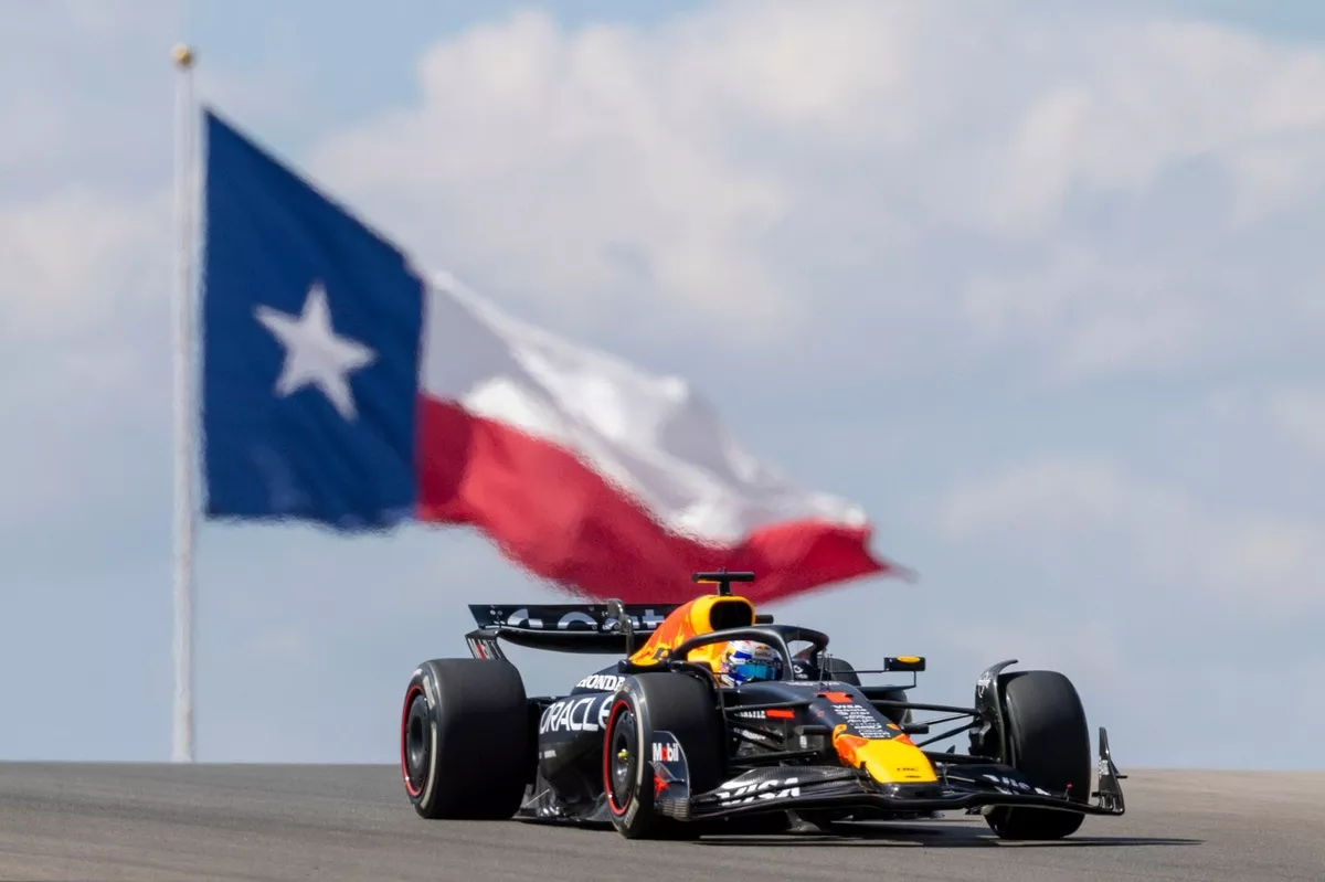 Max Verstappen Red Bull Racing 2
