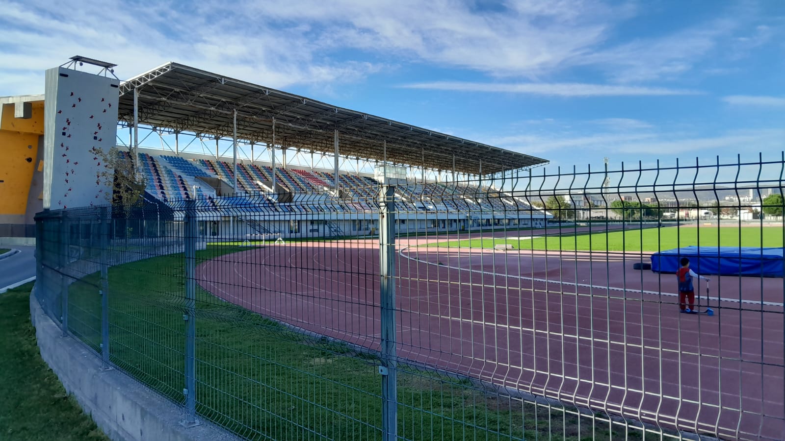 302383C2 681A 436E 9807 36F66B71435E