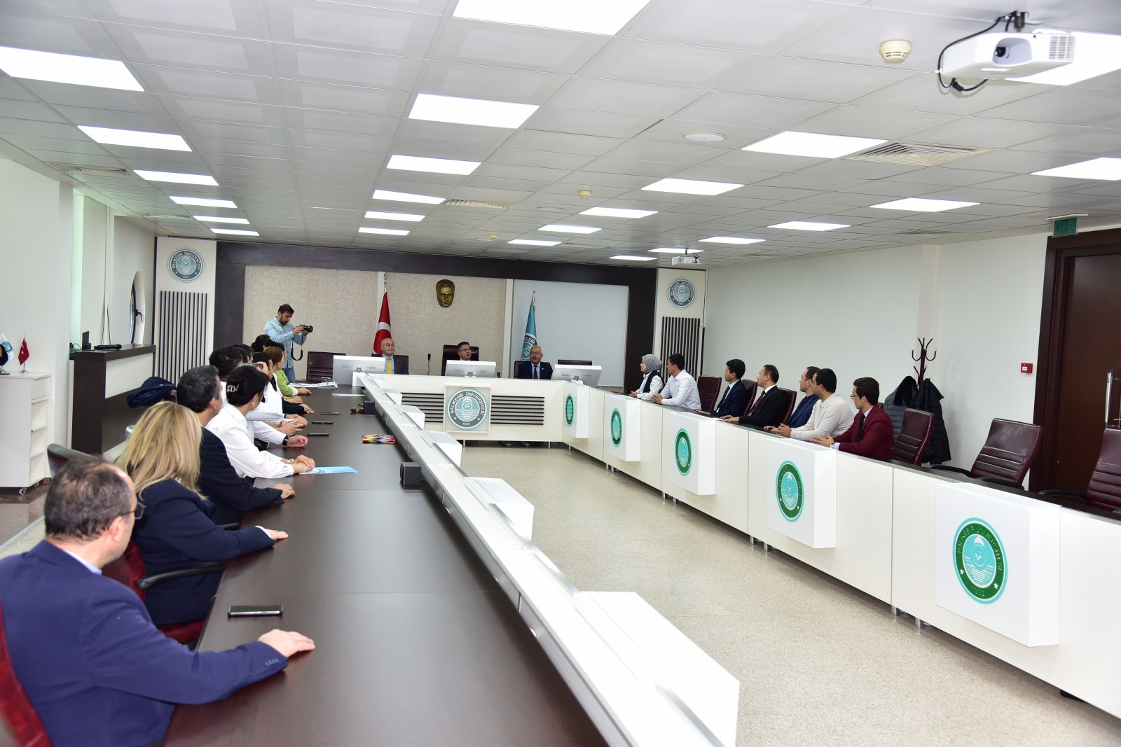 559166257 1276049614552227 6285567027935661651 N