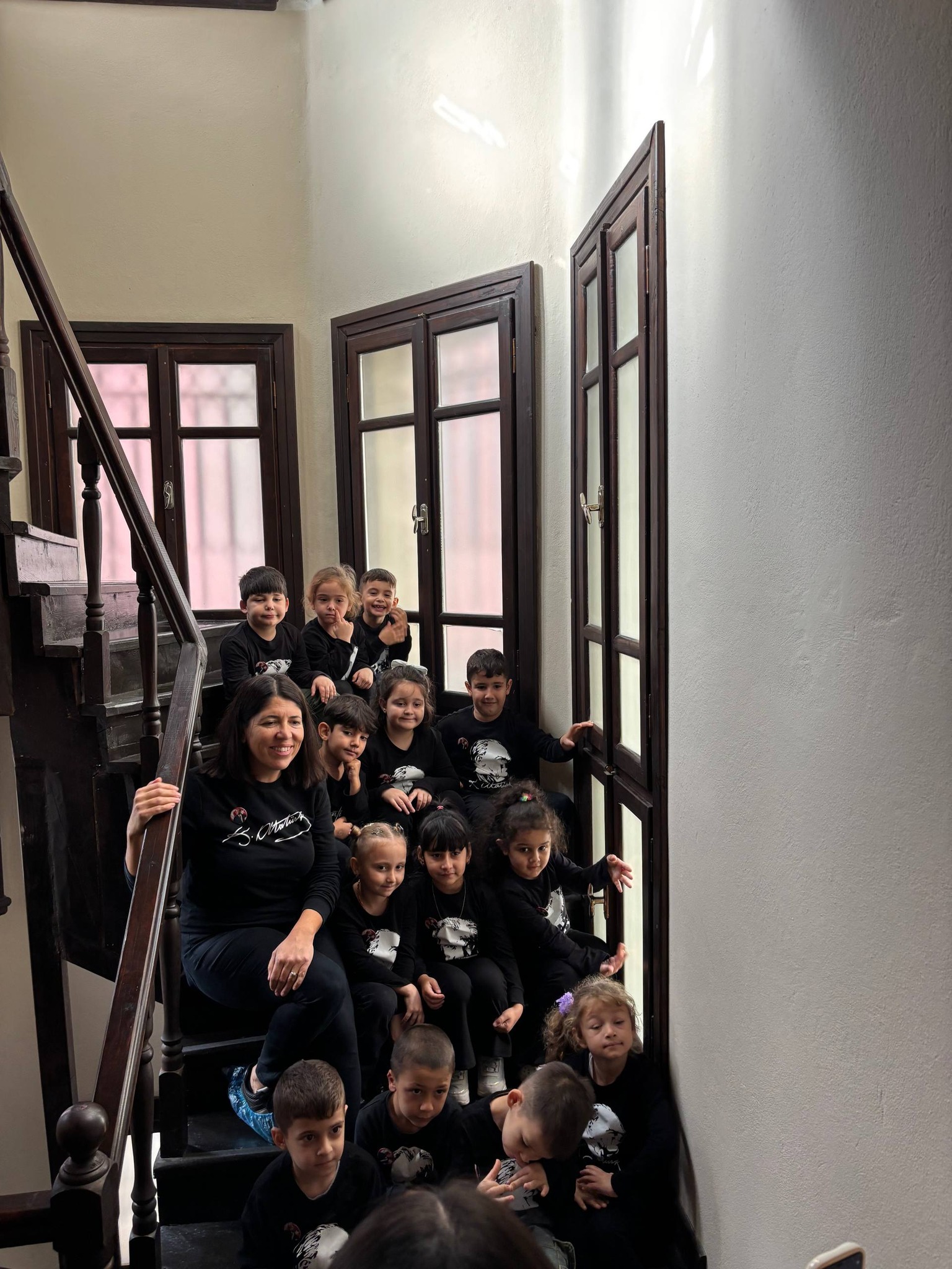 560225711 838523181872042 4210979447871637838 N (1)