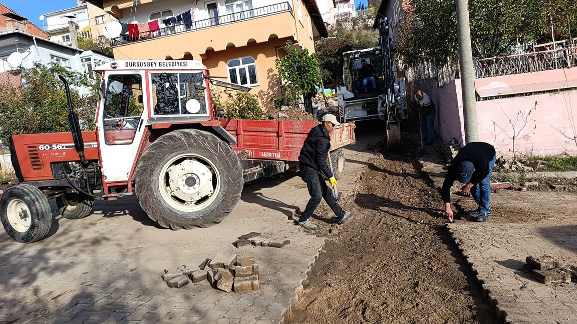 572787506 18495864076079512 3691105545105389717 N