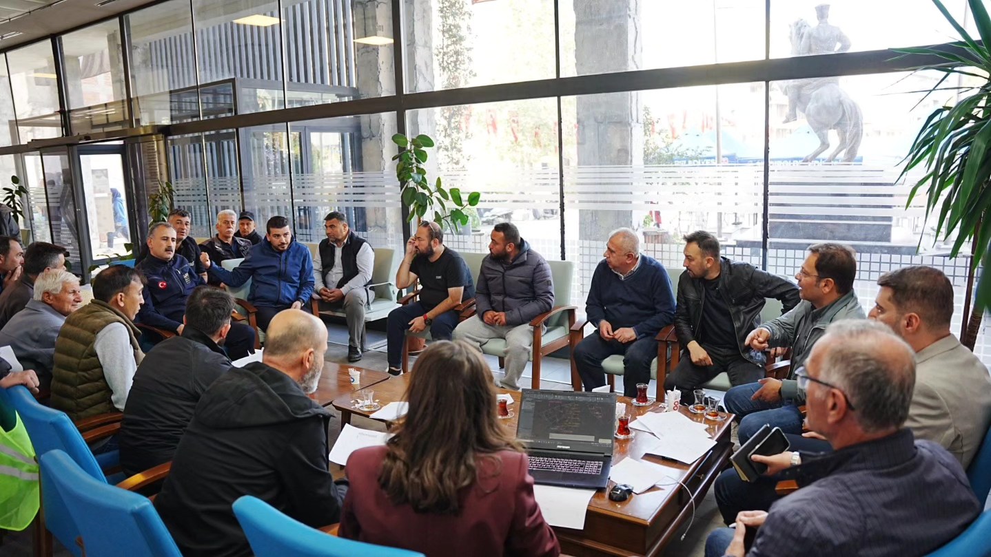 574539877 25208404142130898 2745918454403197373 N