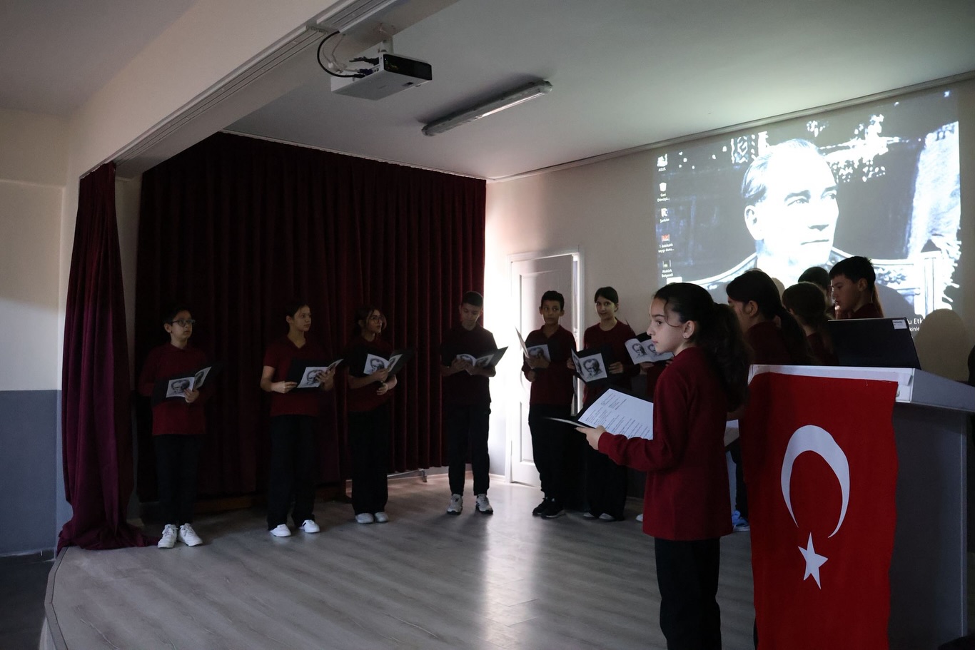 576553207 18325742365211244 3744924938467097971 N