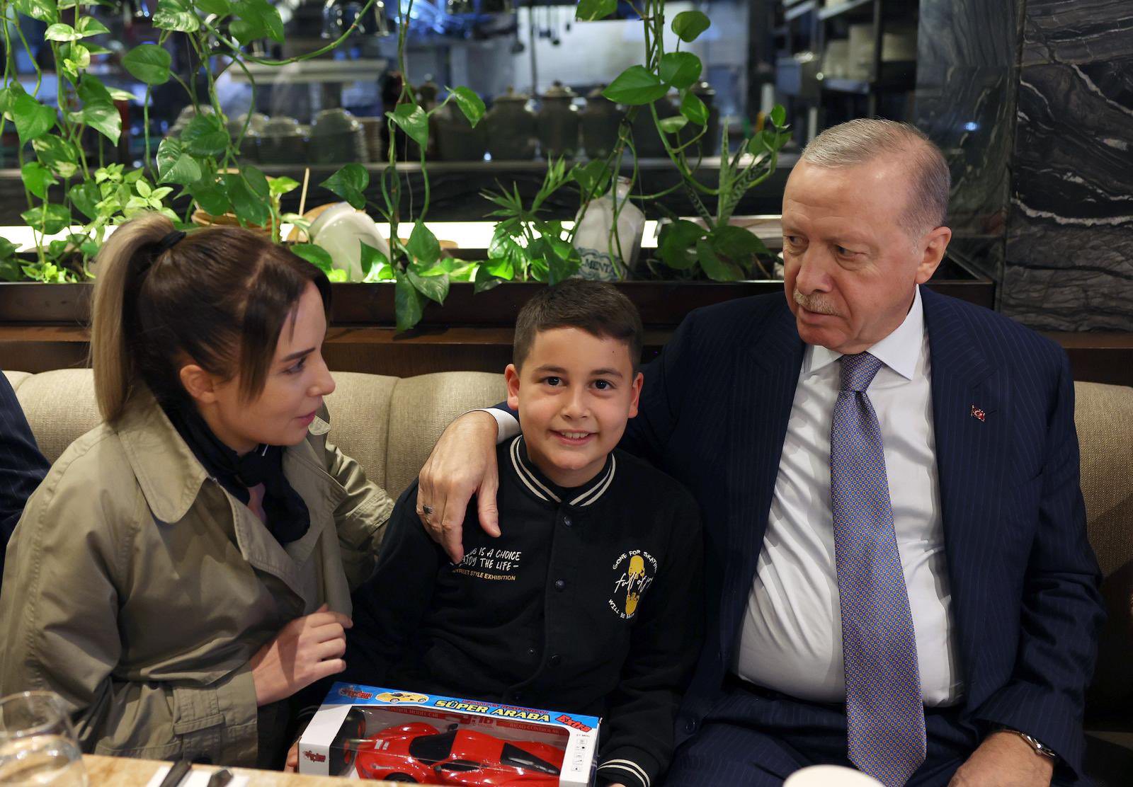 579070625 10161171485896895 5221255667082767456 N