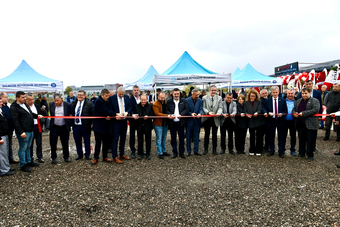 579867374 18434462095100863 1175042447510631057 N