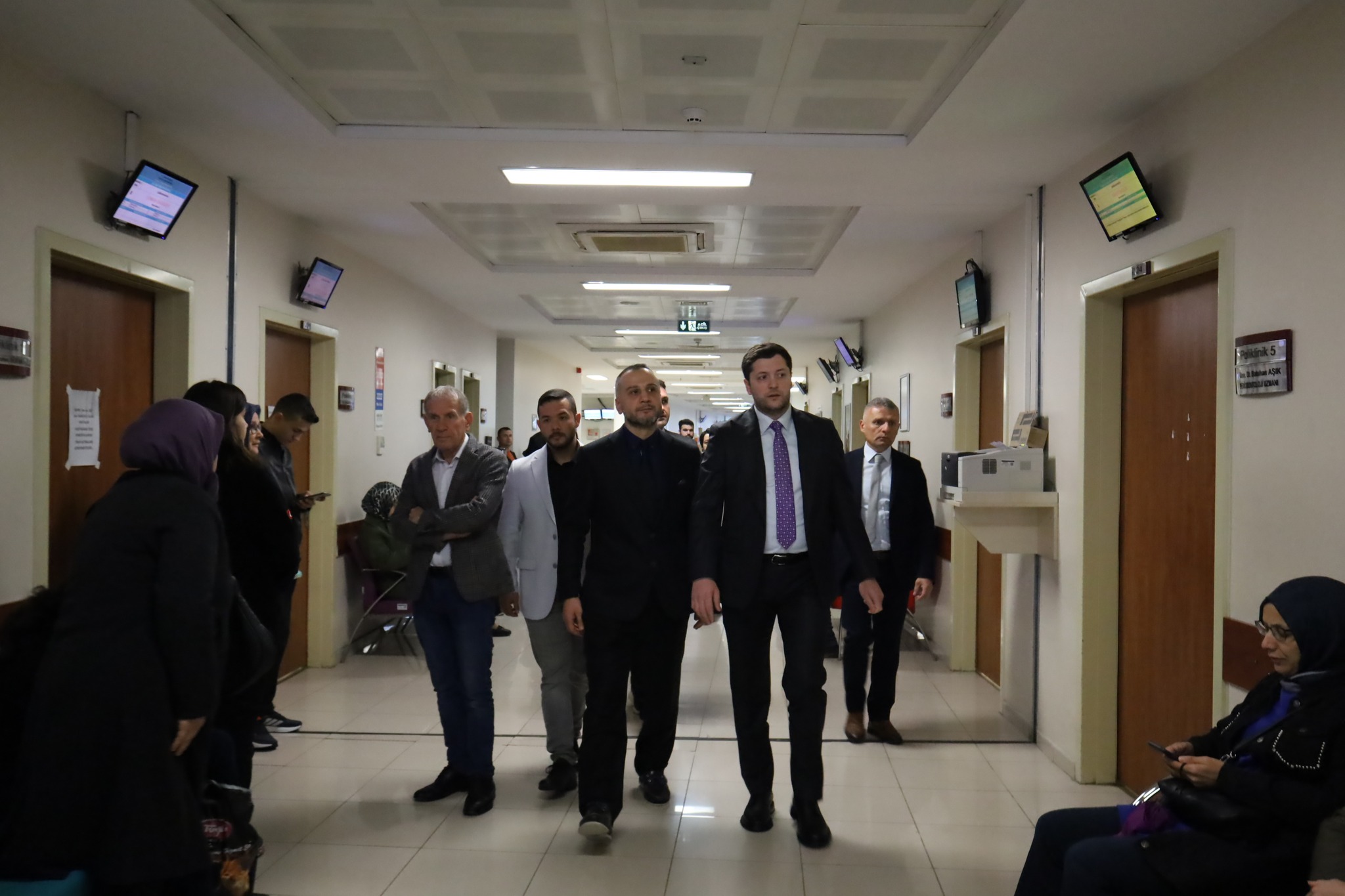 581828357 834737692594451 4533943341194737441 N