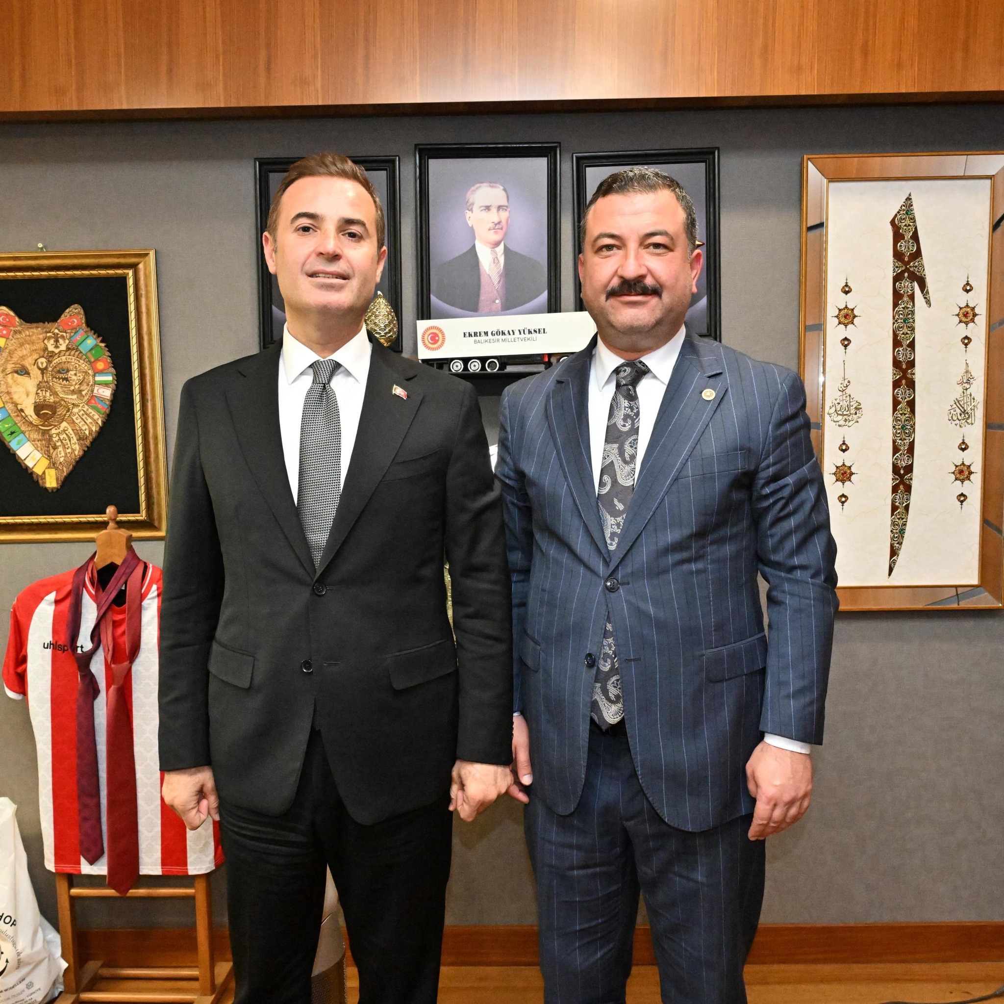 583183938 1379399736875518 719298087391459492 N